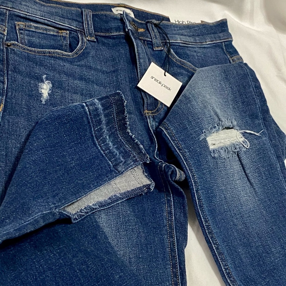 Sneak Peek jeans, Size 7.  Brand New and has the tags.